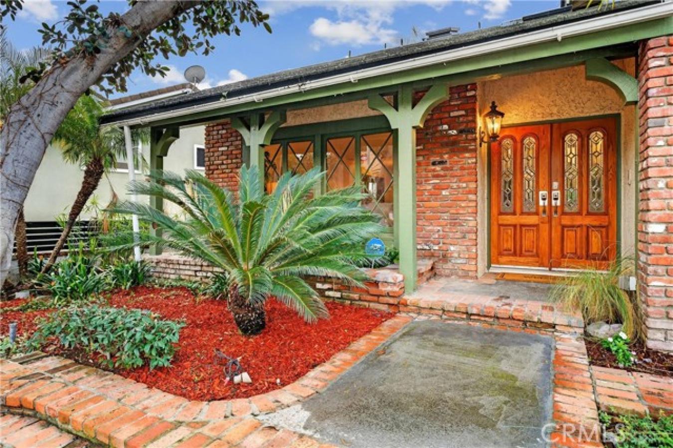 Long Beach, Los Angeles, 90803, United States, 4 Bedrooms Bedrooms, ,3 BathroomsBathrooms,Residential,For Sale,1997805