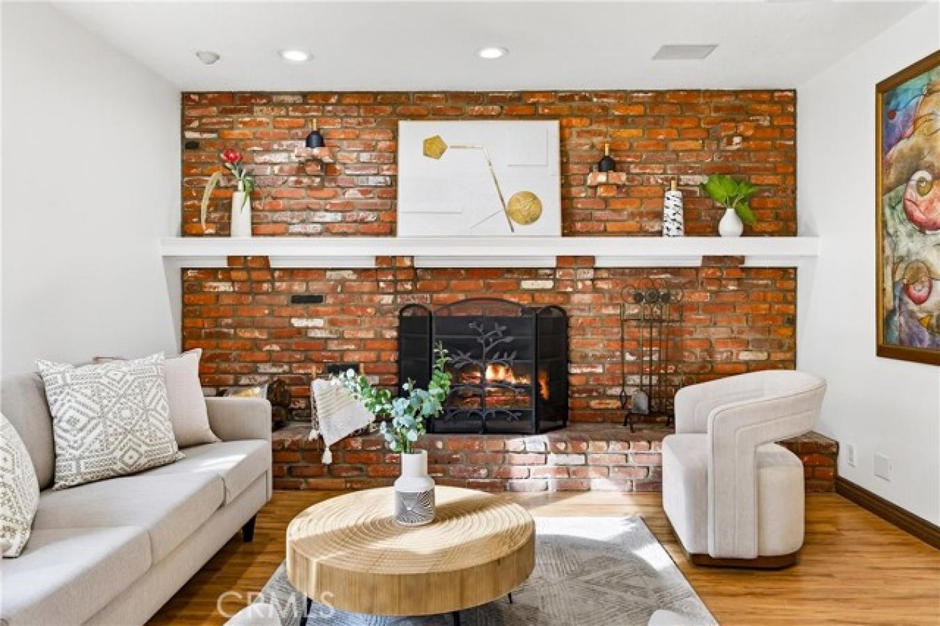 Long Beach, Los Angeles, 90803, United States, 4 Bedrooms Bedrooms, ,3 BathroomsBathrooms,Residential,For Sale,1997805