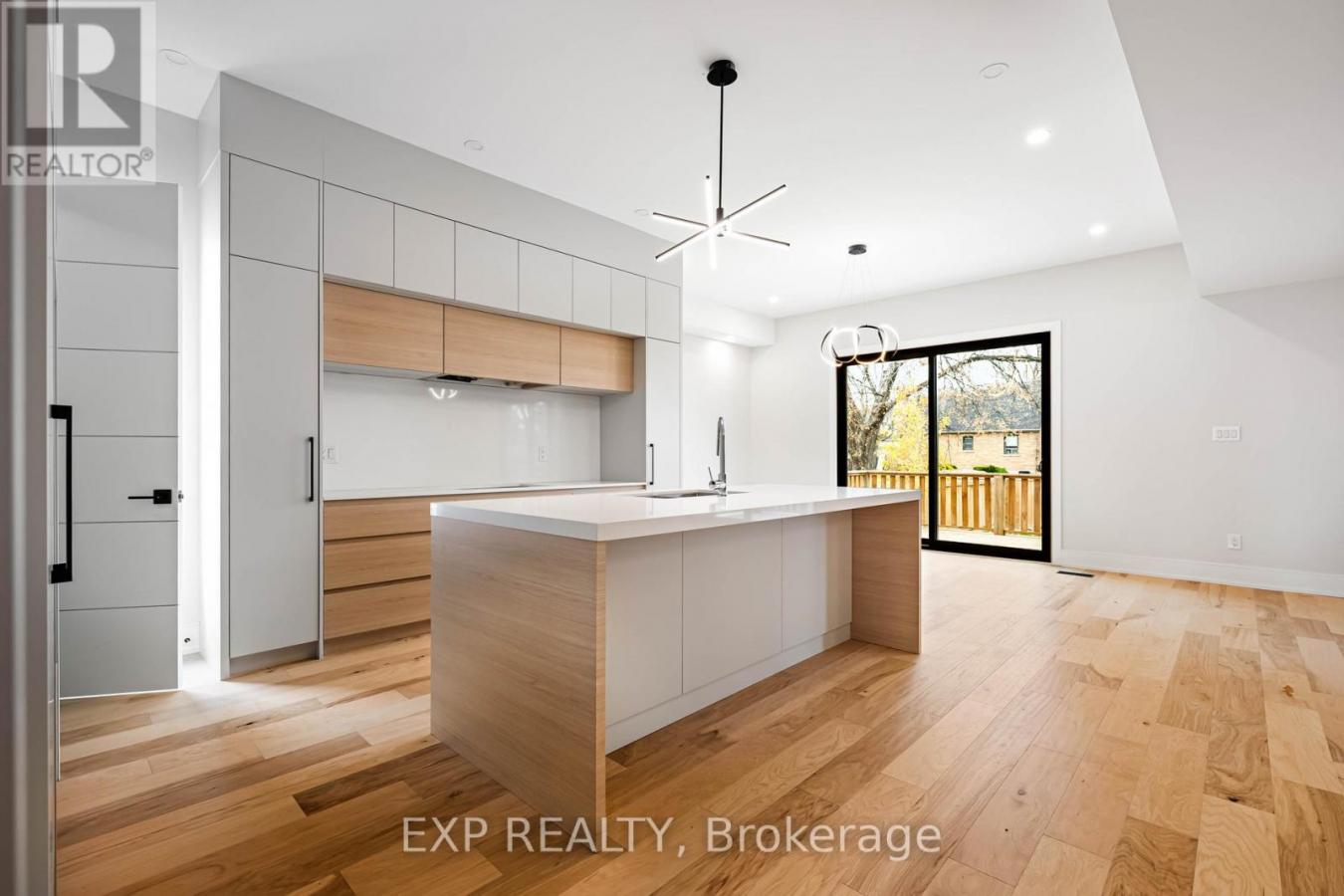 Toronto, ON, M9M1B6, Canada, 5 Bedrooms Bedrooms, ,5 BathroomsBathrooms,Residential,For Sale,1997803