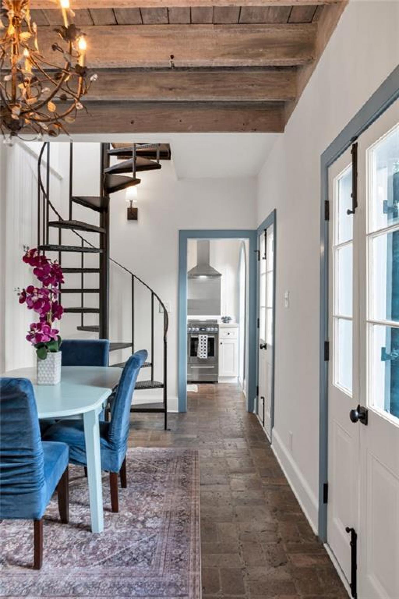 415 BURGUNDY Street 1B, New Orleans, Orleans, 70112, United States, 1 Bedroom Bedrooms, ,1 BathroomBathrooms,Residential,For Sale,415 BURGUNDY Street 1B,2526898