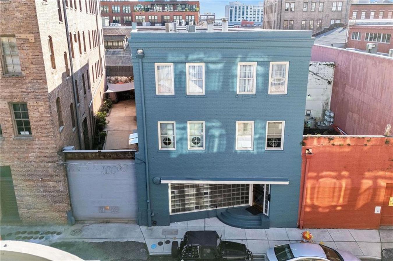 New Orleans, Orleans, 70130, United States, 2 Bedrooms Bedrooms, ,-1 BathroomBathrooms,Residential,For Sale,1998091