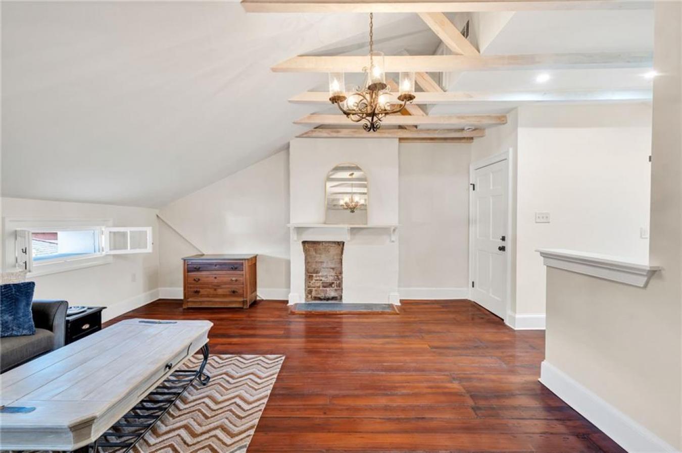 415 BURGUNDY Street 3A, New Orleans, Orleans, 70112, United States, 1 Bedroom Bedrooms, ,1 BathroomBathrooms,Residential,For Sale,415 BURGUNDY Street 3A,2527631