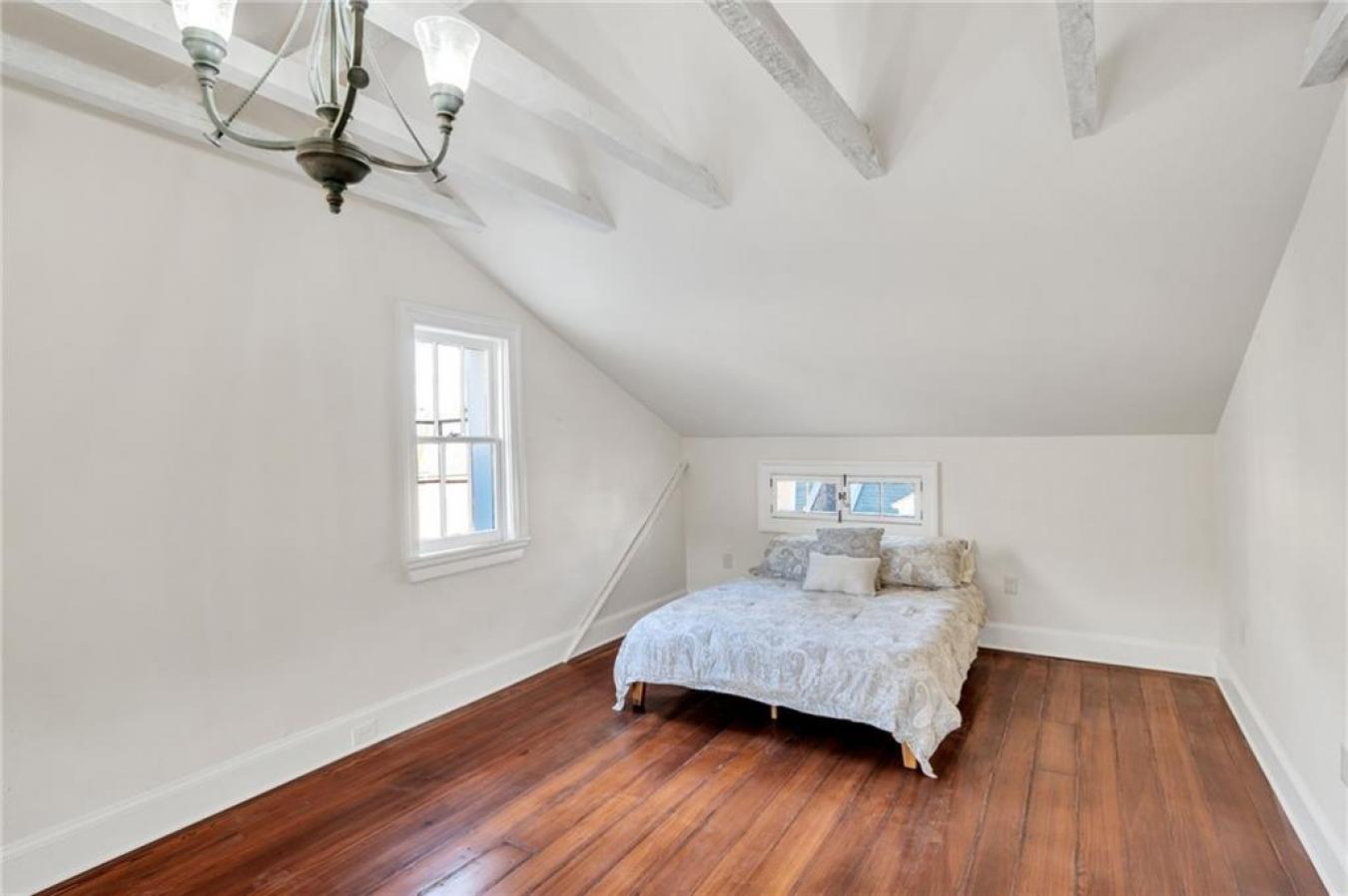 415 BURGUNDY Street 3A, New Orleans, Orleans, 70112, United States, 1 Bedroom Bedrooms, ,1 BathroomBathrooms,Residential,For Sale,415 BURGUNDY Street 3A,2527631
