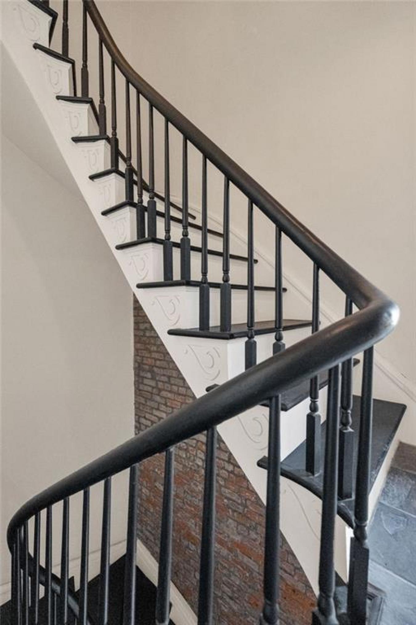 415 BURGUNDY Street 3A, New Orleans, Orleans, 70112, United States, 1 Bedroom Bedrooms, ,1 BathroomBathrooms,Residential,For Sale,415 BURGUNDY Street 3A,2527631