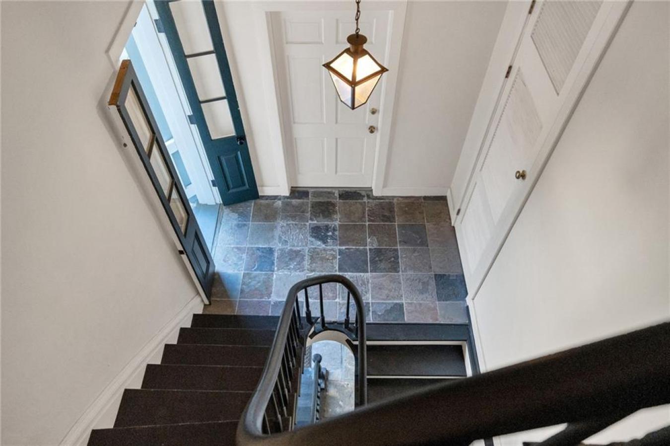 415 BURGUNDY Street 3A, New Orleans, Orleans, 70112, United States, 1 Bedroom Bedrooms, ,1 BathroomBathrooms,Residential,For Sale,415 BURGUNDY Street 3A,2527631