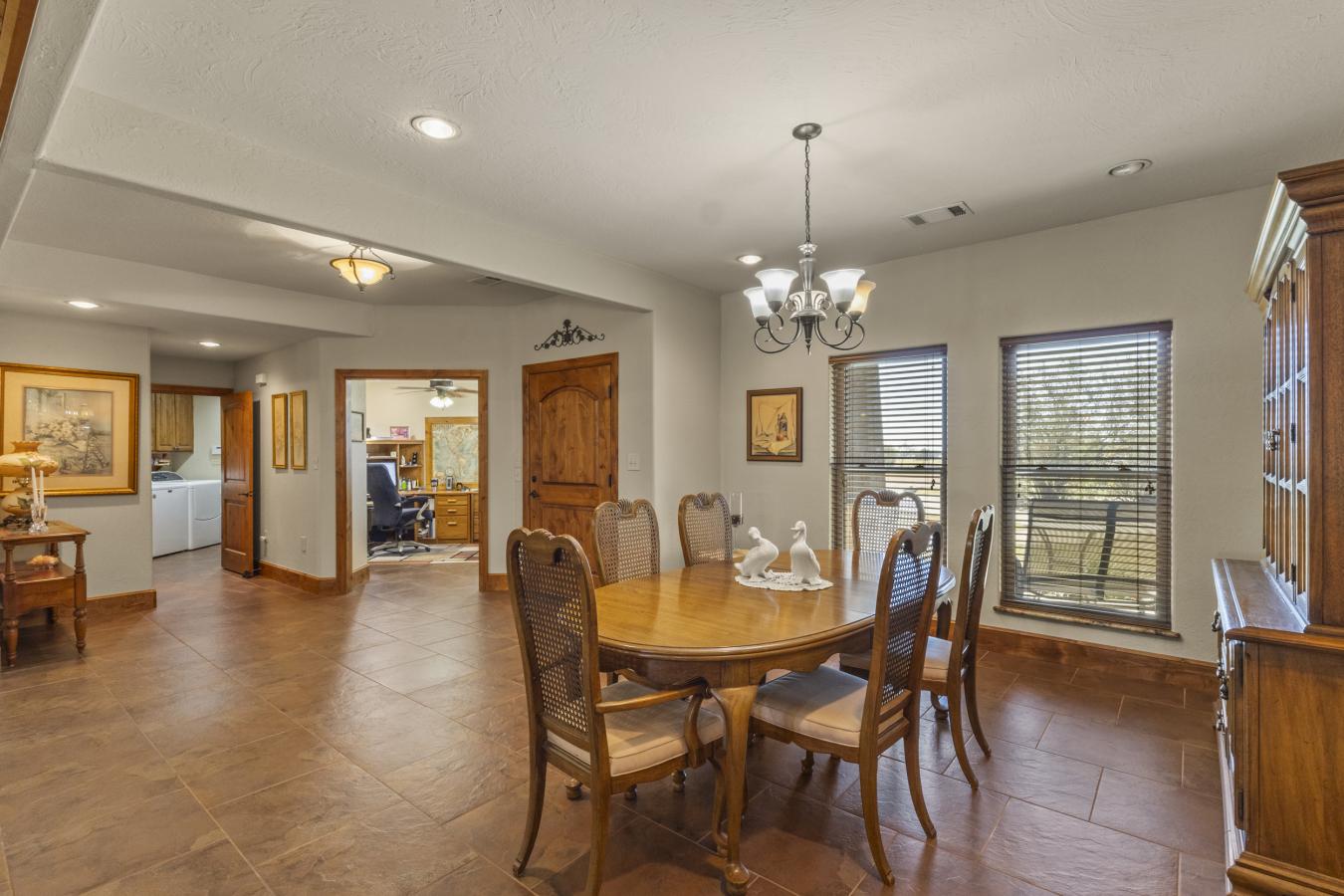 Gordonville, Grayson, 76245, United States, 3 Bedrooms Bedrooms, ,4 BathroomsBathrooms,Residential,For Sale,1998748