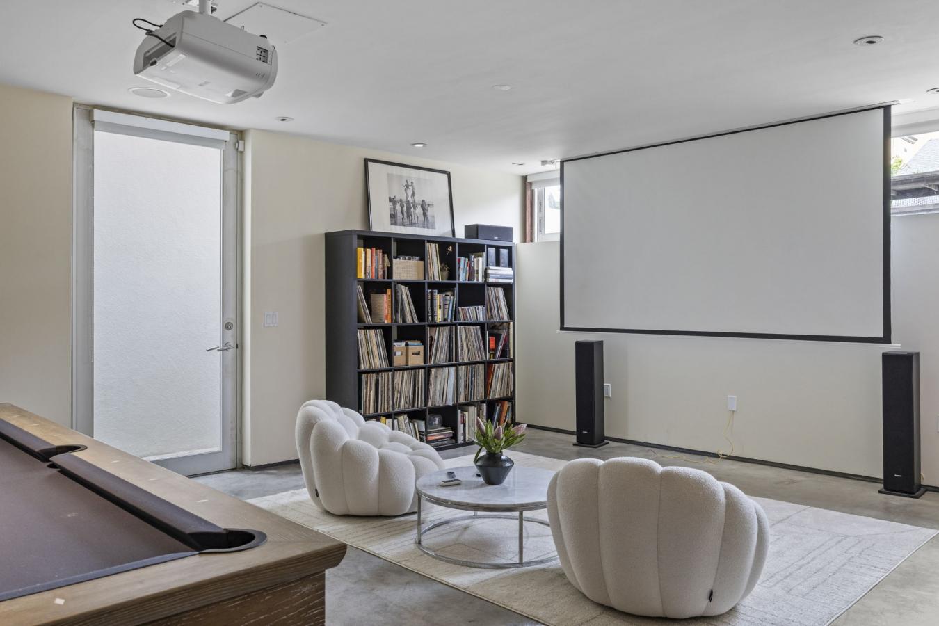 Hermosa Beach, Los Angeles, 90254, United States, 5 Bedrooms Bedrooms, ,5 BathroomsBathrooms,Residential,For Sale,1998742