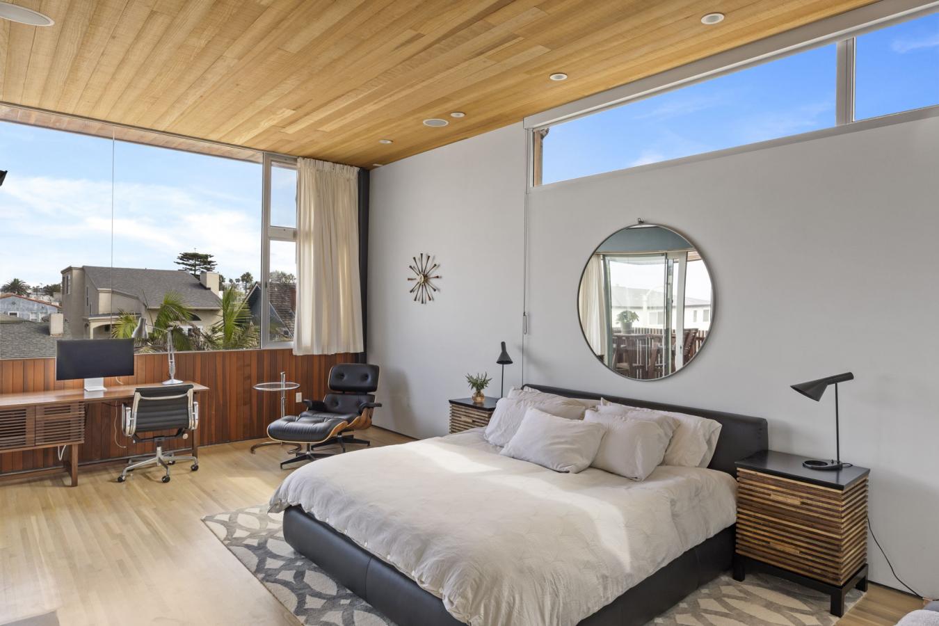 Hermosa Beach, Los Angeles, 90254, United States, 5 Bedrooms Bedrooms, ,5 BathroomsBathrooms,Residential,For Sale,1998742