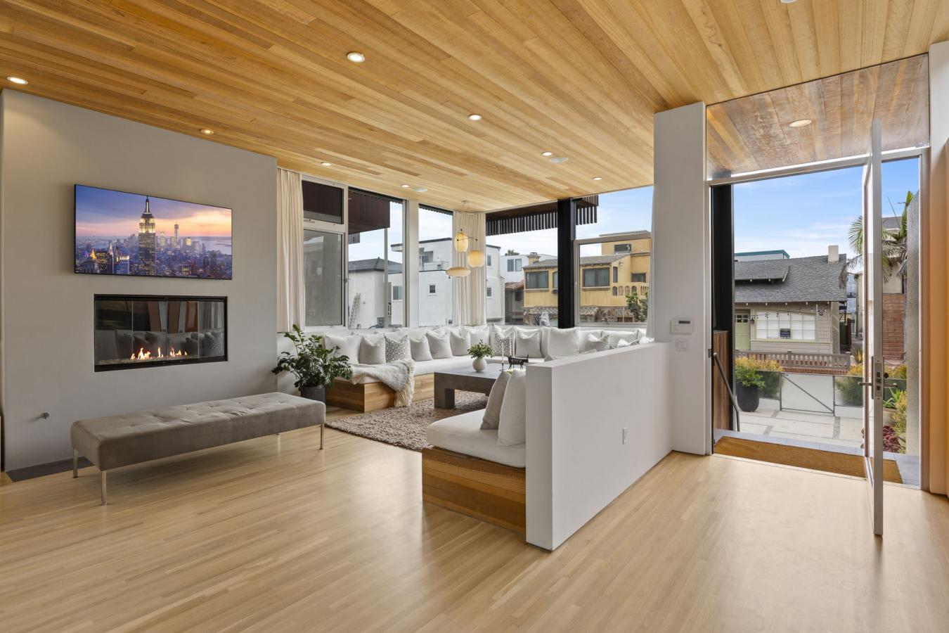 Hermosa Beach, Los Angeles, 90254, United States, 5 Bedrooms Bedrooms, ,5 BathroomsBathrooms,Residential,For Sale,1998742