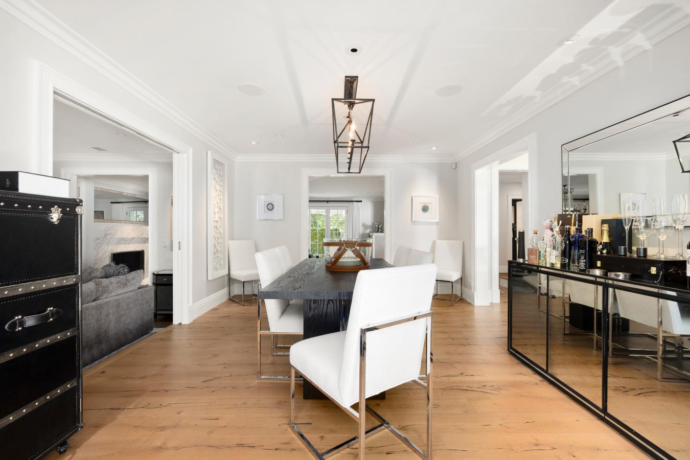 Beverly Hills, California, 90210, United States, 3 Bedrooms Bedrooms, ,5 BathroomsBathrooms,Residential,For Sale,1998089