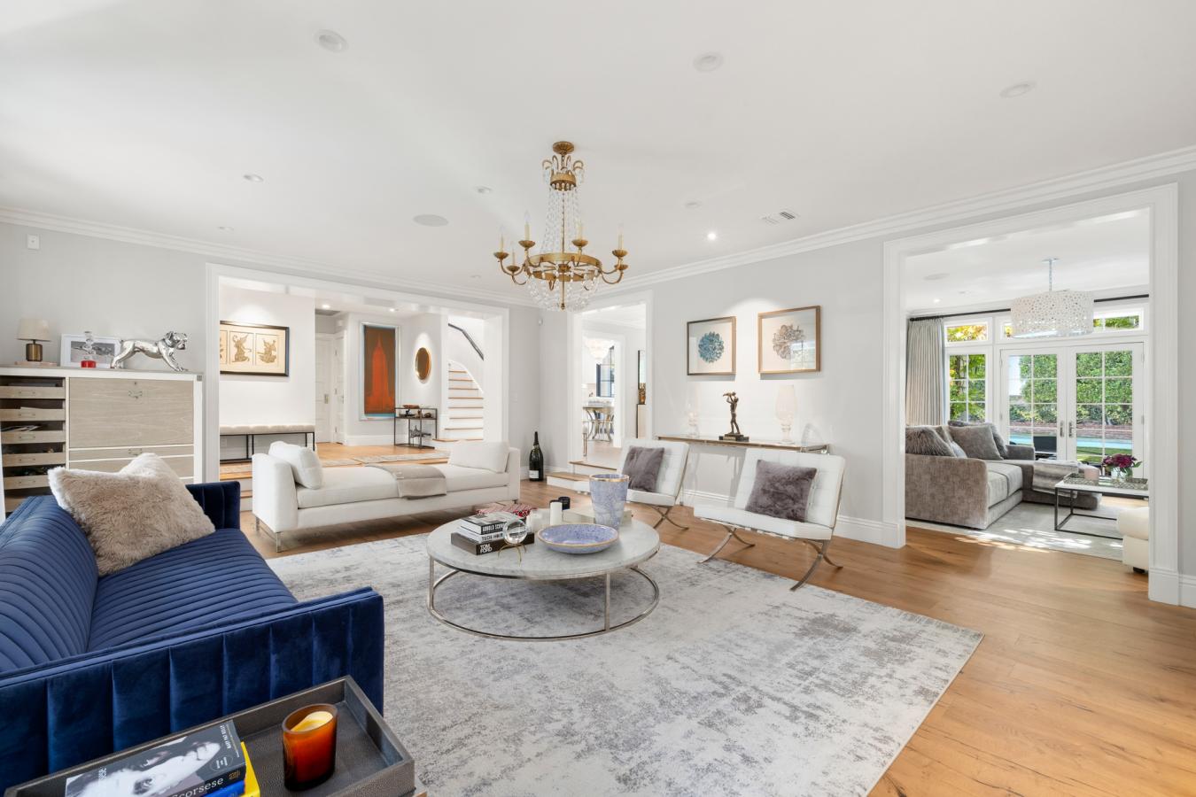 Beverly Hills, California, 90210, United States, 3 Bedrooms Bedrooms, ,5 BathroomsBathrooms,Residential,For Sale,1998089