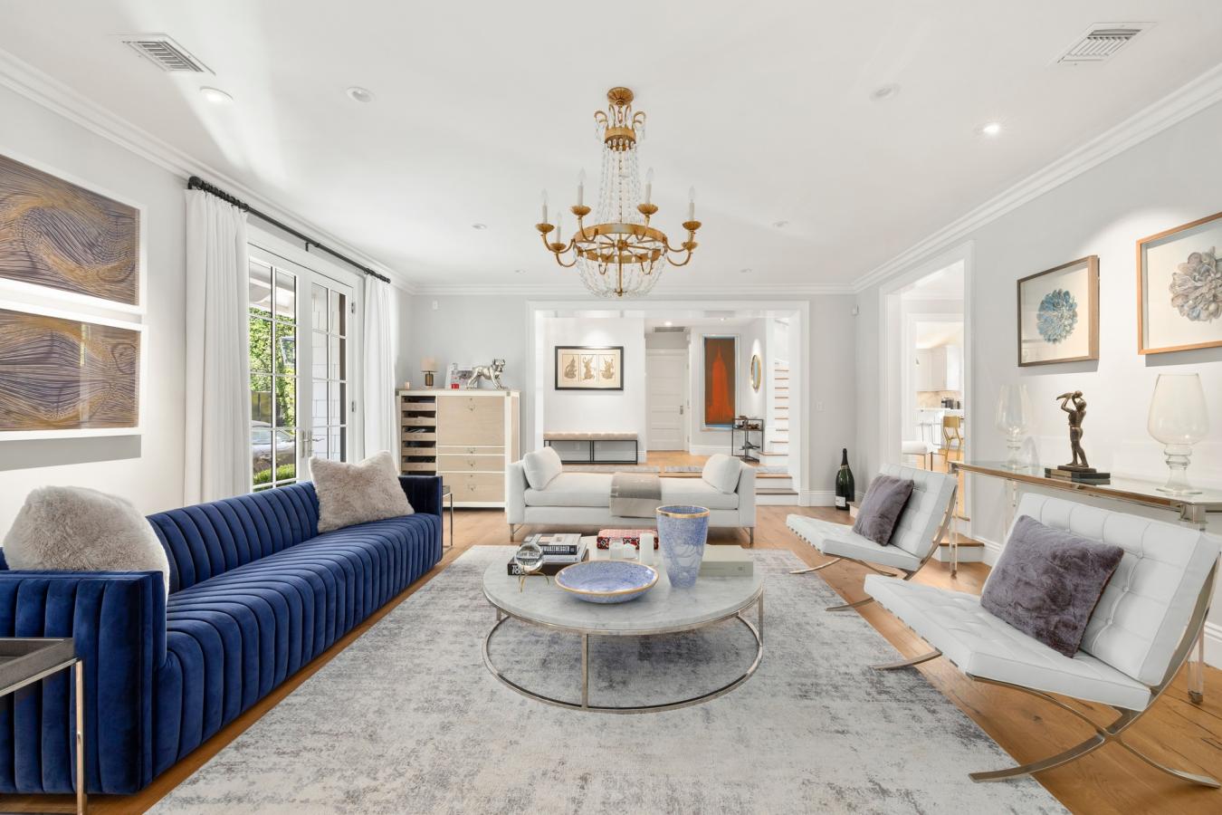 Beverly Hills, California, 90210, United States, 3 Bedrooms Bedrooms, ,5 BathroomsBathrooms,Residential,For Sale,1998089