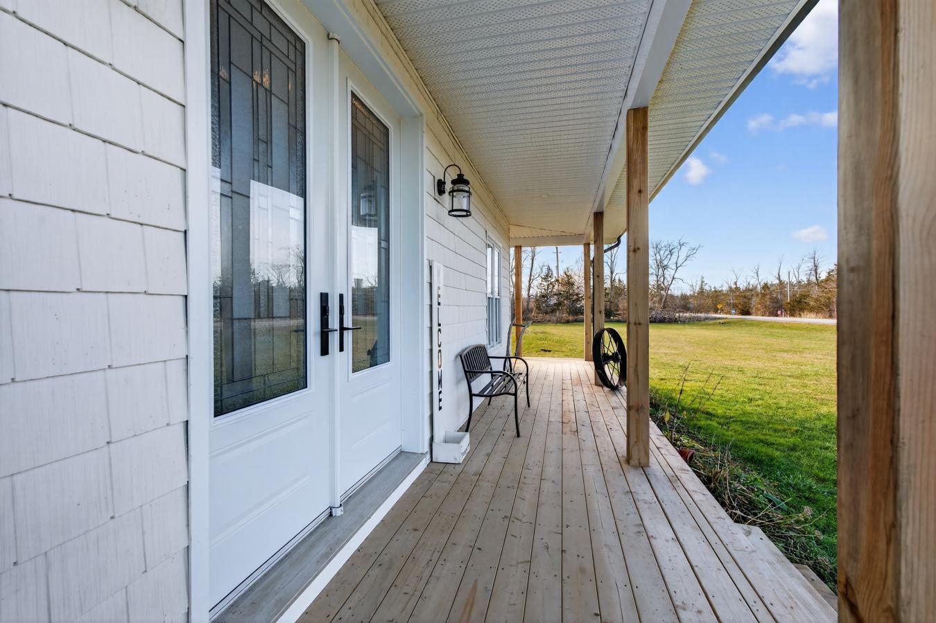 Prince Edward County, Prince Edward County, K0K 2T0, Canada, 3 Bedrooms Bedrooms, ,3 BathroomsBathrooms,Residential,For Sale,1998803