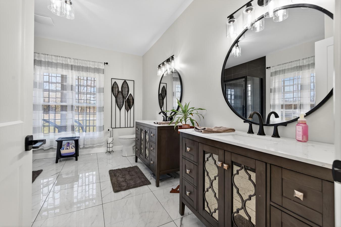 Prince Edward County, Prince Edward County, K0K 2T0, Canada, 3 Bedrooms Bedrooms, ,3 BathroomsBathrooms,Residential,For Sale,1998803