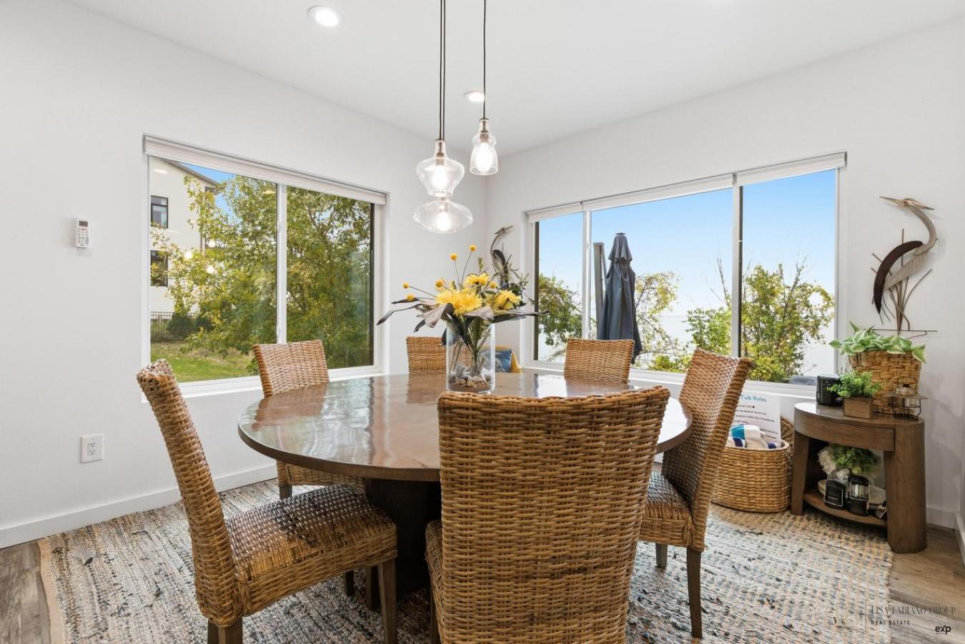 PLEASANT PRAIRIE, KENOSHA, 53158, United States, 3 Bedrooms Bedrooms, ,2 BathroomsBathrooms,Residential,For Sale,1998802