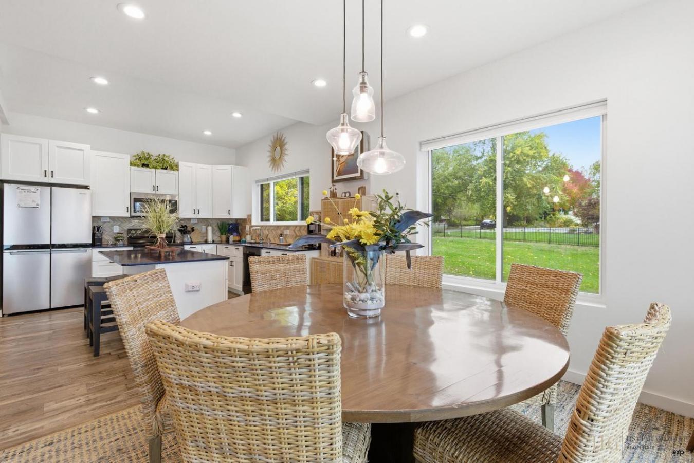 PLEASANT PRAIRIE, KENOSHA, 53158, United States, 3 Bedrooms Bedrooms, ,2 BathroomsBathrooms,Residential,For Sale,1998802