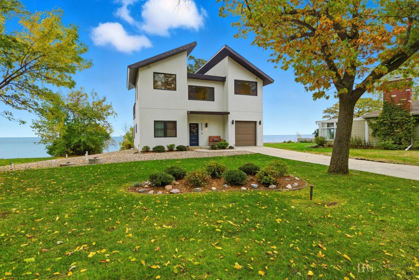 PLEASANT PRAIRIE, KENOSHA, 53158, United States, 3 Bedrooms Bedrooms, ,2 BathroomsBathrooms,Residential,For Sale,1998802