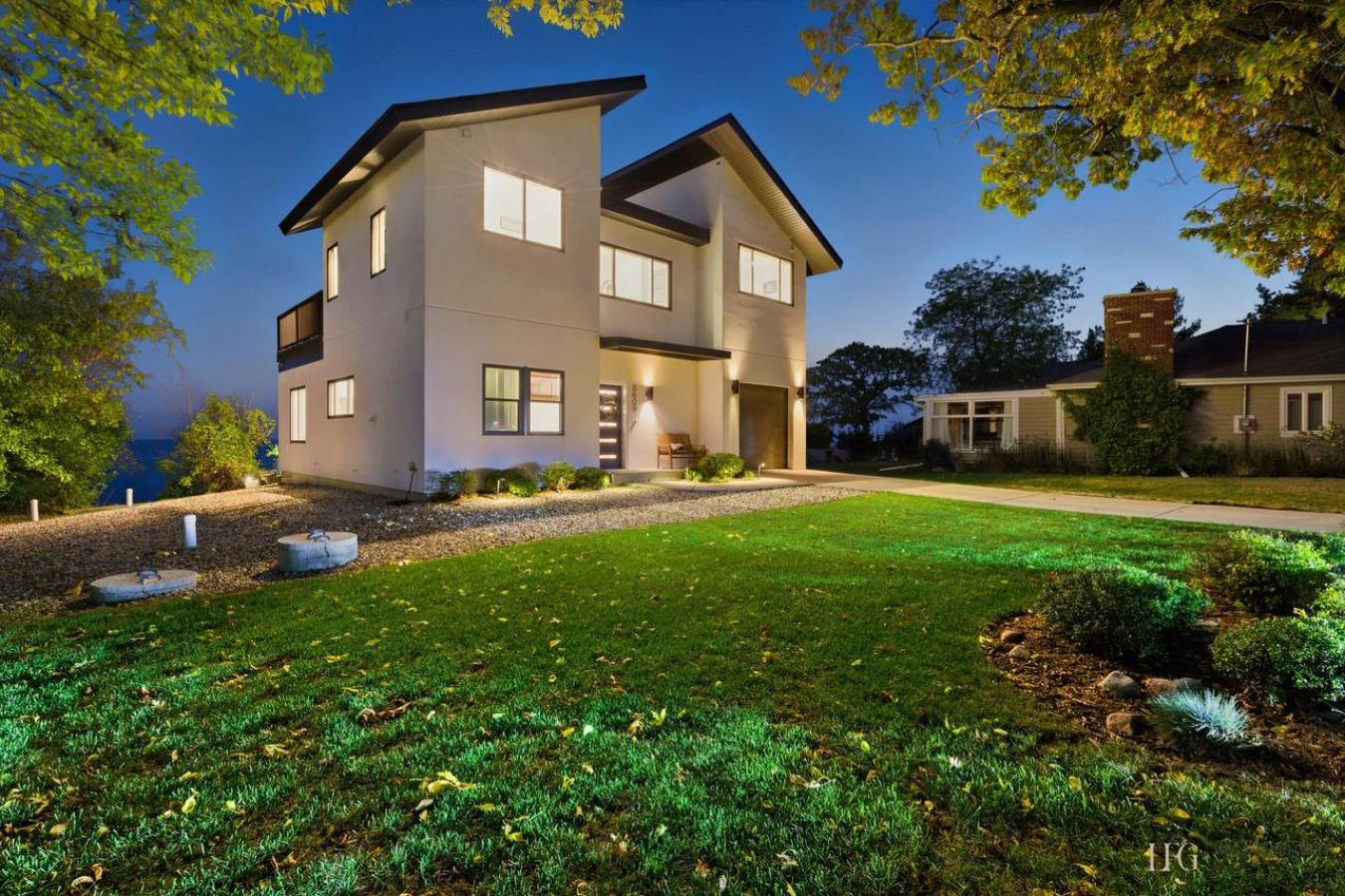 PLEASANT PRAIRIE, KENOSHA, 53158, United States, 3 Bedrooms Bedrooms, ,2 BathroomsBathrooms,Residential,For Sale,1998802