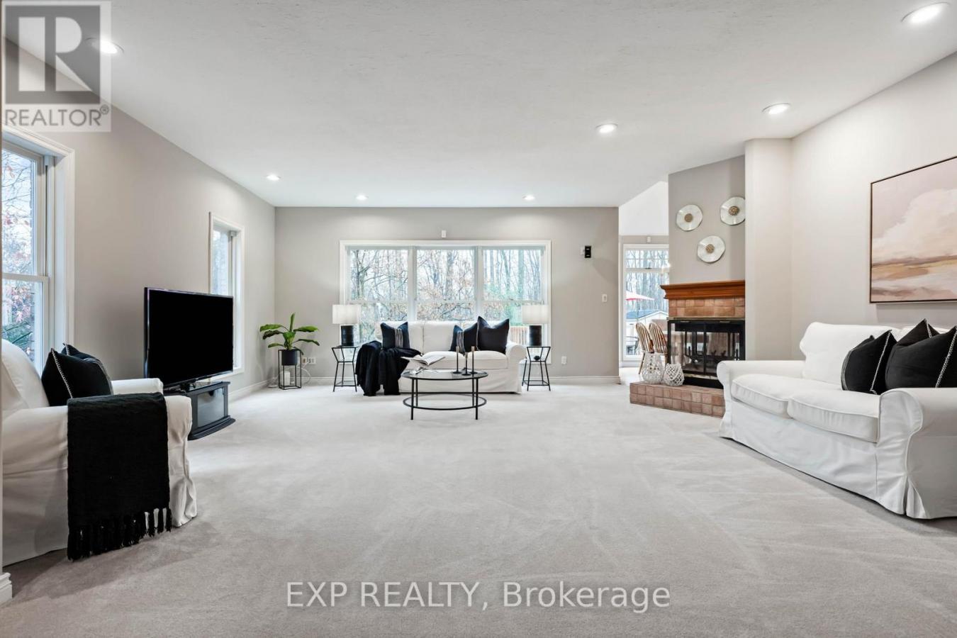 Mono, ON, L9W4A8, Canada, 3 Bedrooms Bedrooms, ,3 BathroomsBathrooms,Residential,For Sale,1998801