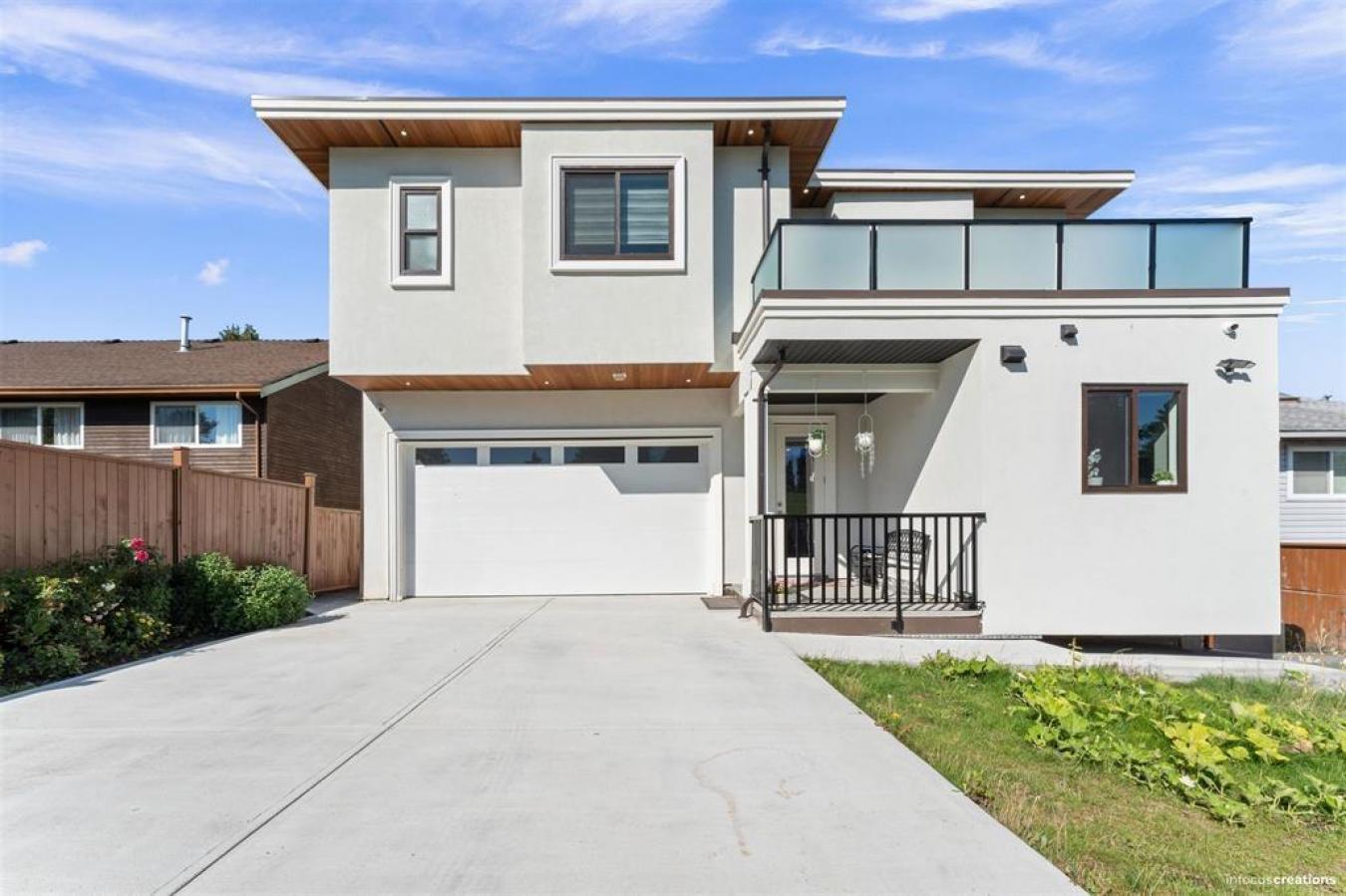 Surrey, BC, V3W7X6, Canada, 8 Bedrooms Bedrooms, ,7 BathroomsBathrooms,Residential,For Sale,1998800