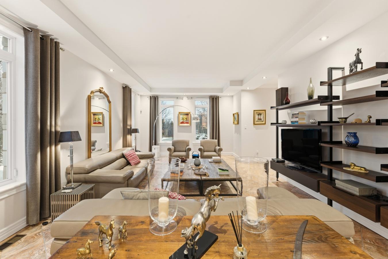 Sherbrooke, Eastern Townships, J1L 3A7, Canada, 4 Bedrooms Bedrooms, ,4 BathroomsBathrooms,Residential,For Sale,1998799