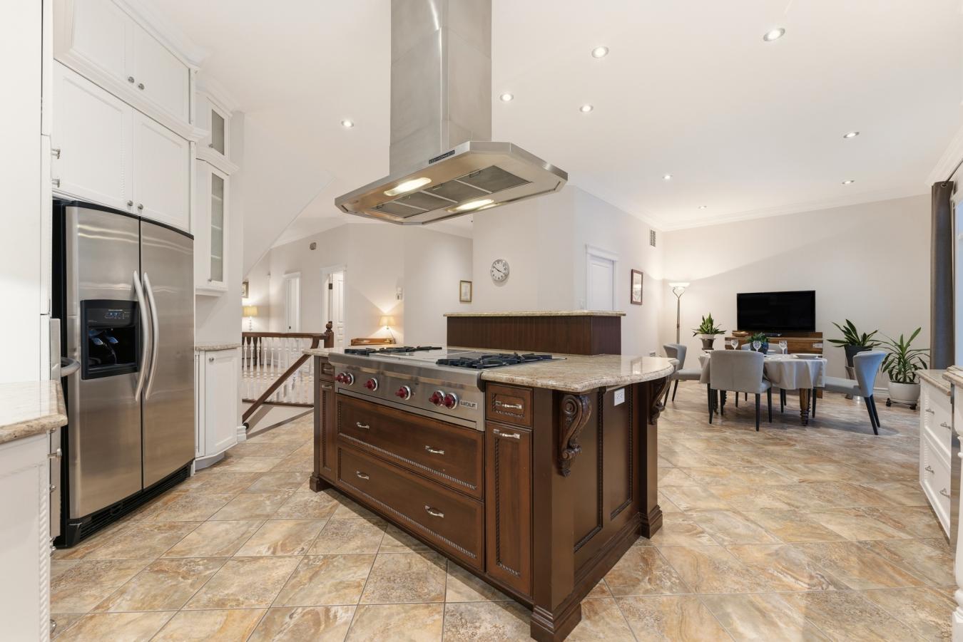 Sherbrooke, Eastern Townships, J1L 3A7, Canada, 4 Bedrooms Bedrooms, ,4 BathroomsBathrooms,Residential,For Sale,1998799