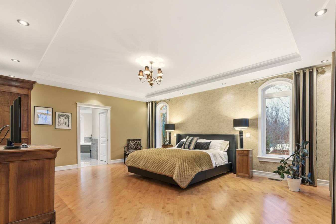 Sherbrooke, Eastern Townships, J1L 3A7, Canada, 4 Bedrooms Bedrooms, ,4 BathroomsBathrooms,Residential,For Sale,1998799