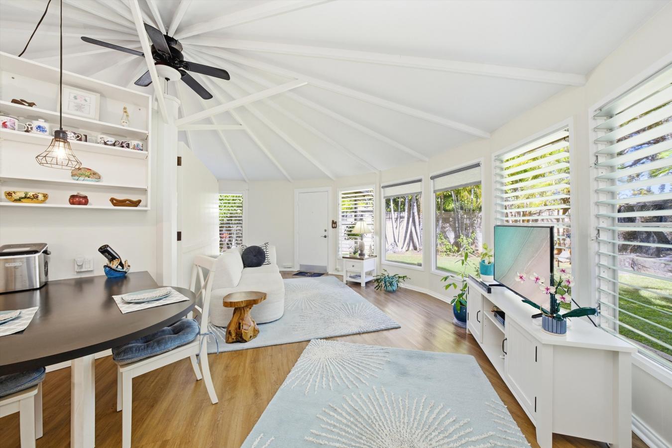 Kailua, Honolulu, 96734, United States, 4 Bedrooms Bedrooms, ,3 BathroomsBathrooms,Residential,For Sale,1998737