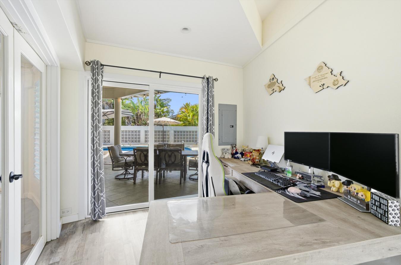 Kailua, Honolulu, 96734, United States, 4 Bedrooms Bedrooms, ,3 BathroomsBathrooms,Residential,For Sale,1998737