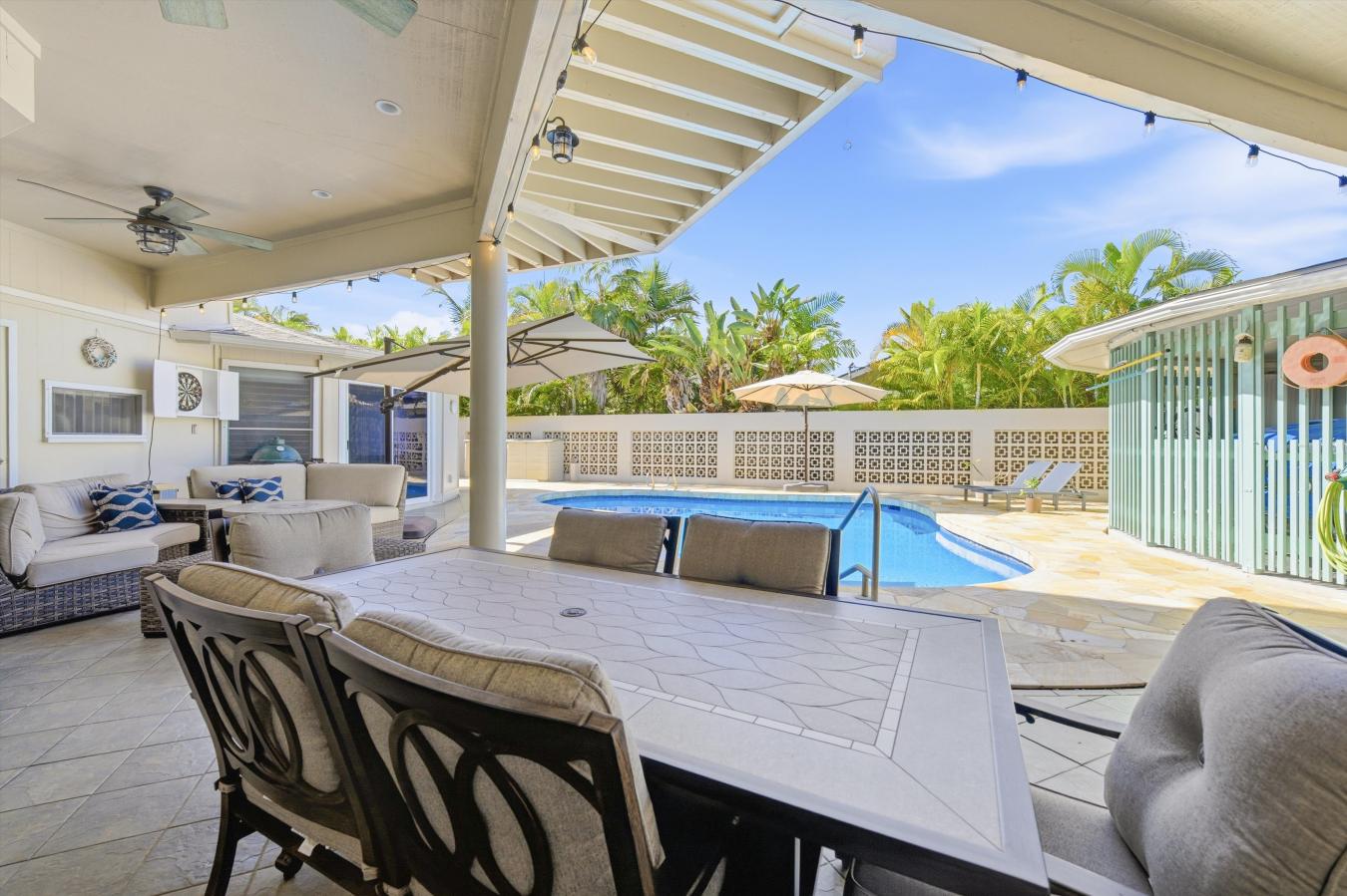 Kailua, Honolulu, 96734, United States, 4 Bedrooms Bedrooms, ,3 BathroomsBathrooms,Residential,For Sale,1998737