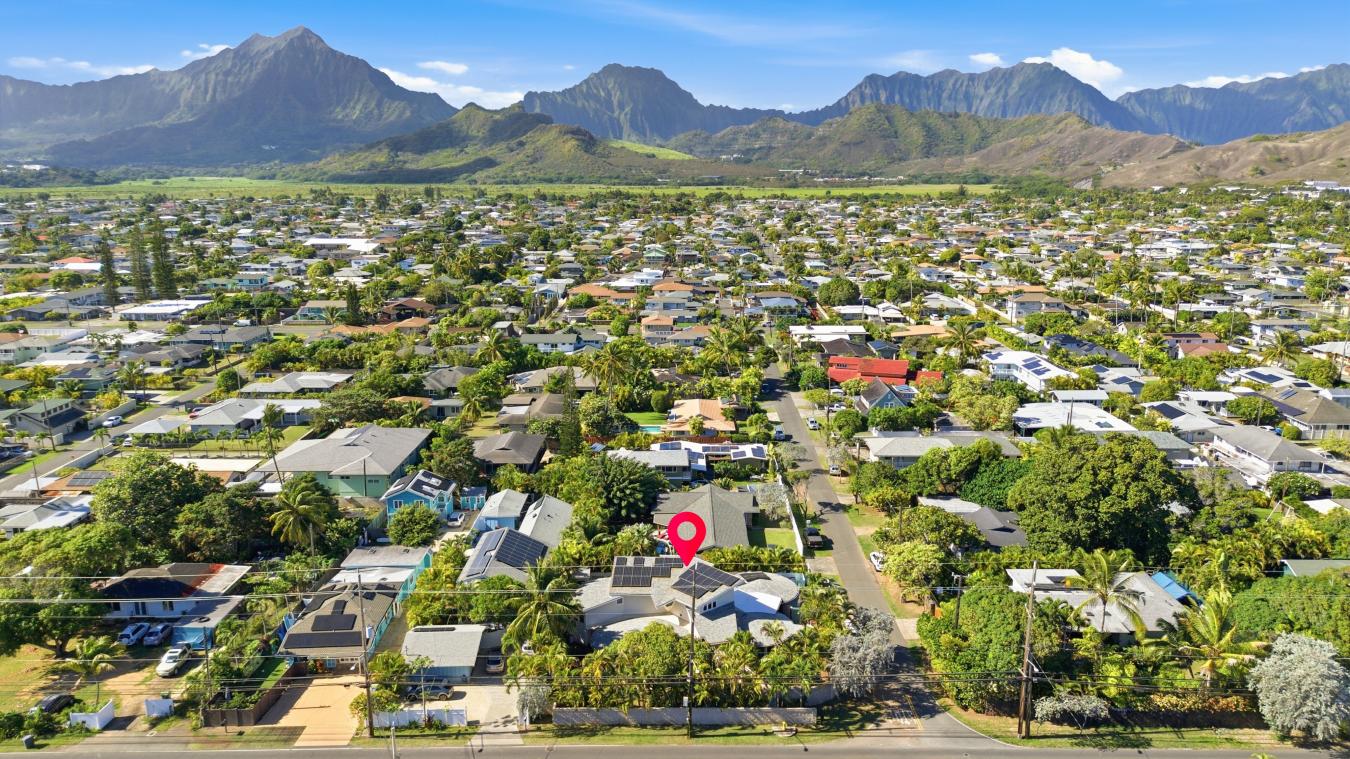 Kailua, Honolulu, 96734, United States, 4 Bedrooms Bedrooms, ,3 BathroomsBathrooms,Residential,For Sale,1998737