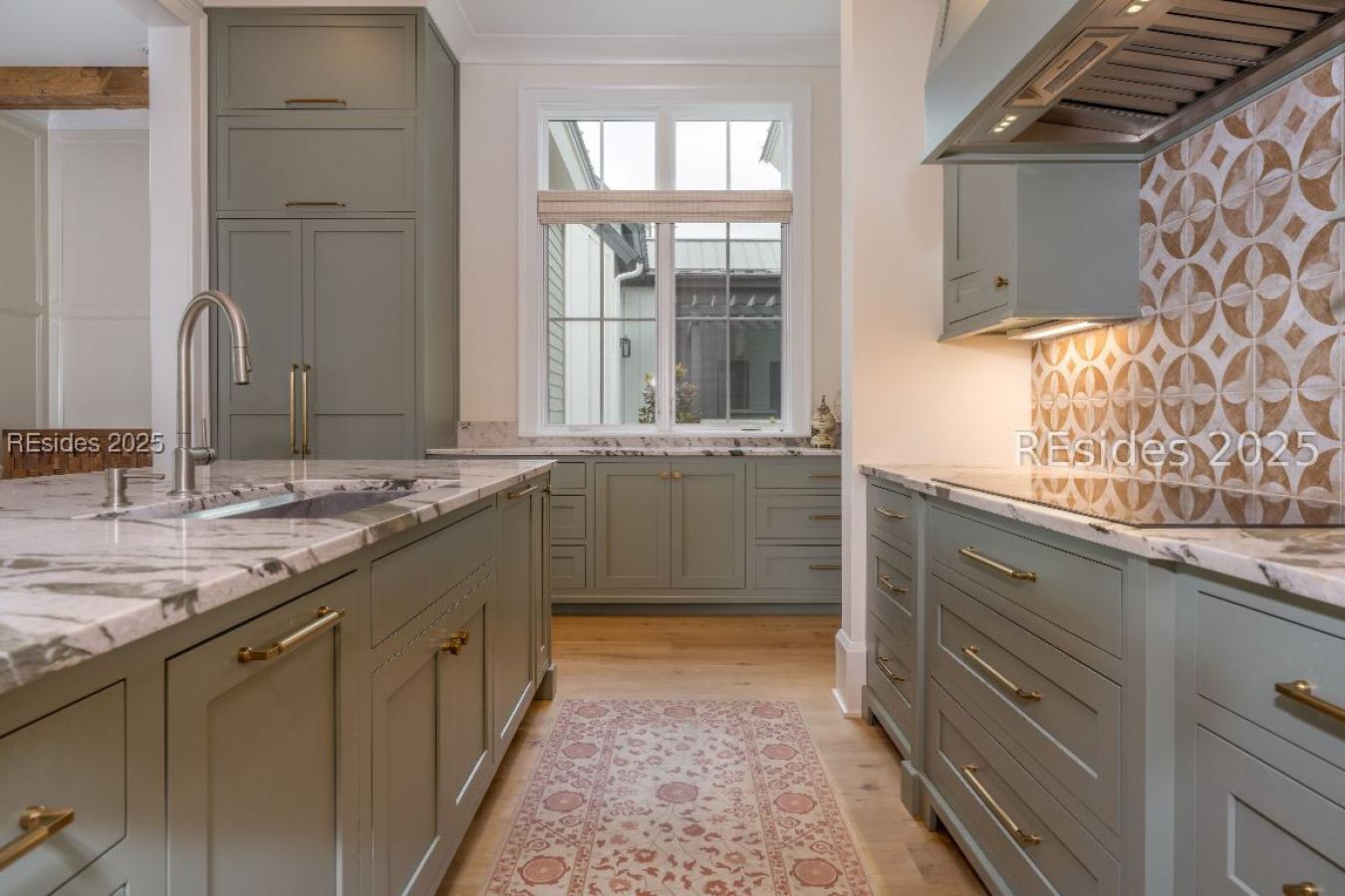 Bluffton, Beaufort, 29910, United States, 5 Bedrooms Bedrooms, ,4 BathroomsBathrooms,Residential,For Sale,1998798