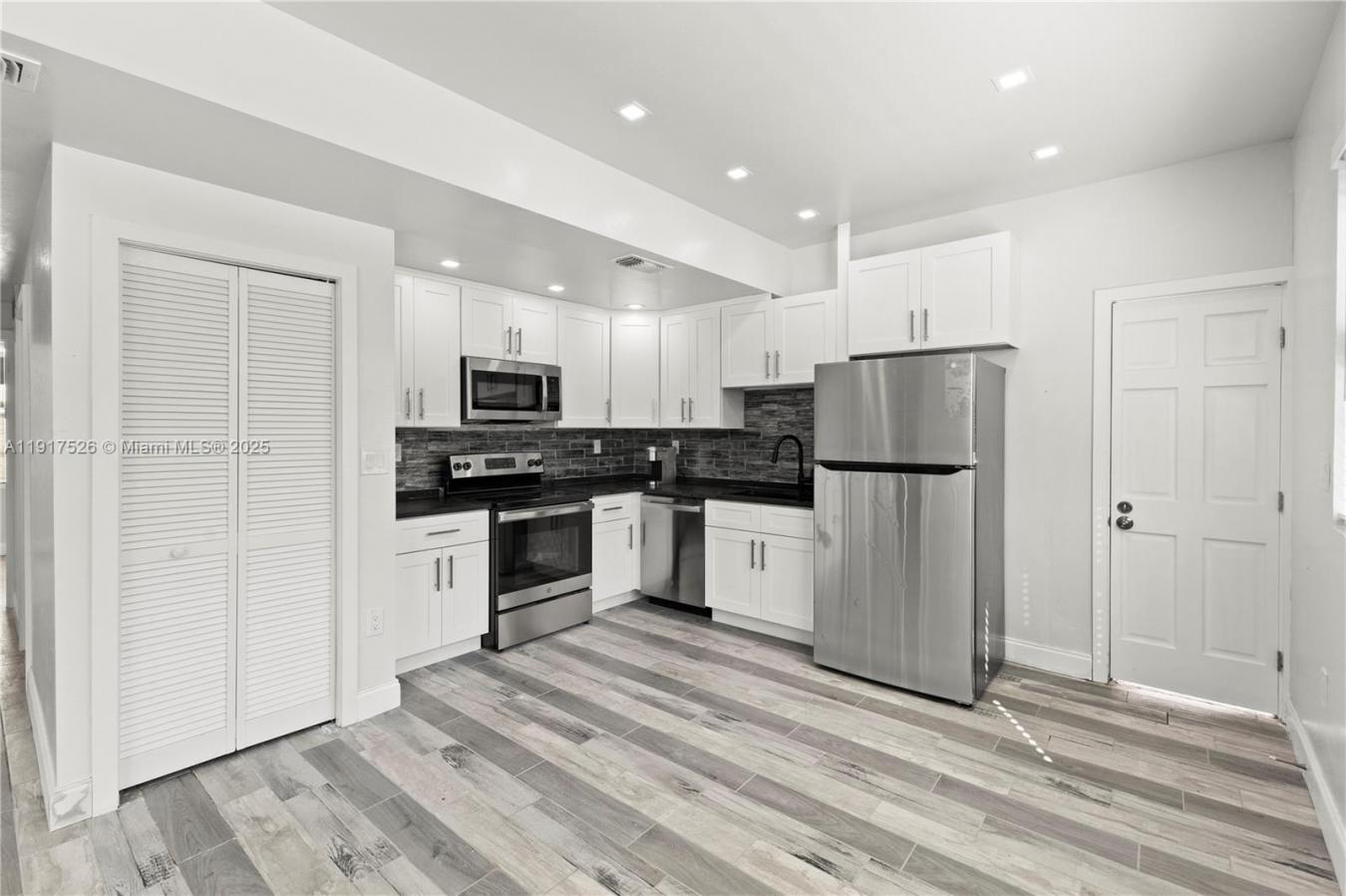 Miami, Miami-Dade County, 33127, United States, 3 Bedrooms Bedrooms, ,2 BathroomsBathrooms,Residential,For Sale,1999255