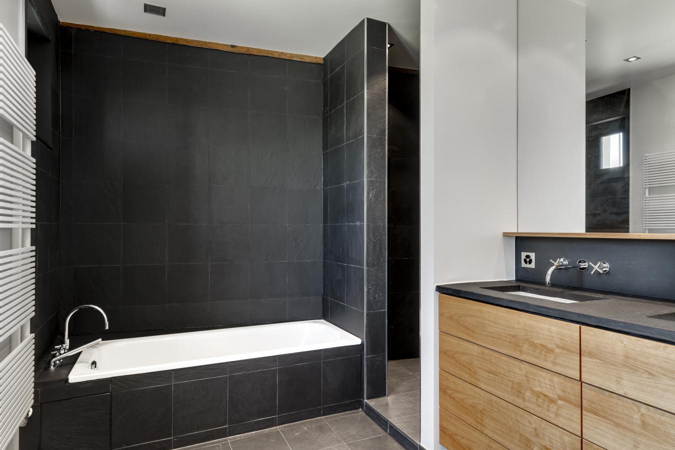 Lake Geneva, 1252, Switzerland, 8 Bedrooms Bedrooms, ,8 BathroomsBathrooms,Residential,For Sale,1998796