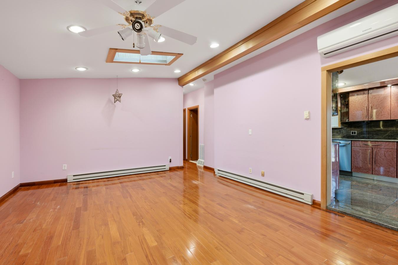 White Lake, Sullivan, 12786, United States, 5 Bedrooms Bedrooms, ,3 BathroomsBathrooms,Residential,For Sale,1998795