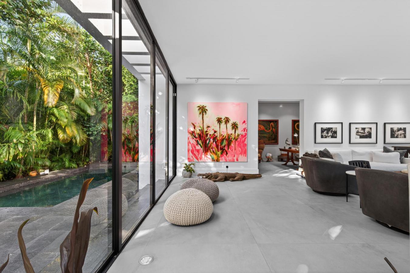 Palm Beach, Florida, 33480, United States, 3 Bedrooms Bedrooms, ,4 BathroomsBathrooms,Residential,For Sale,1999252