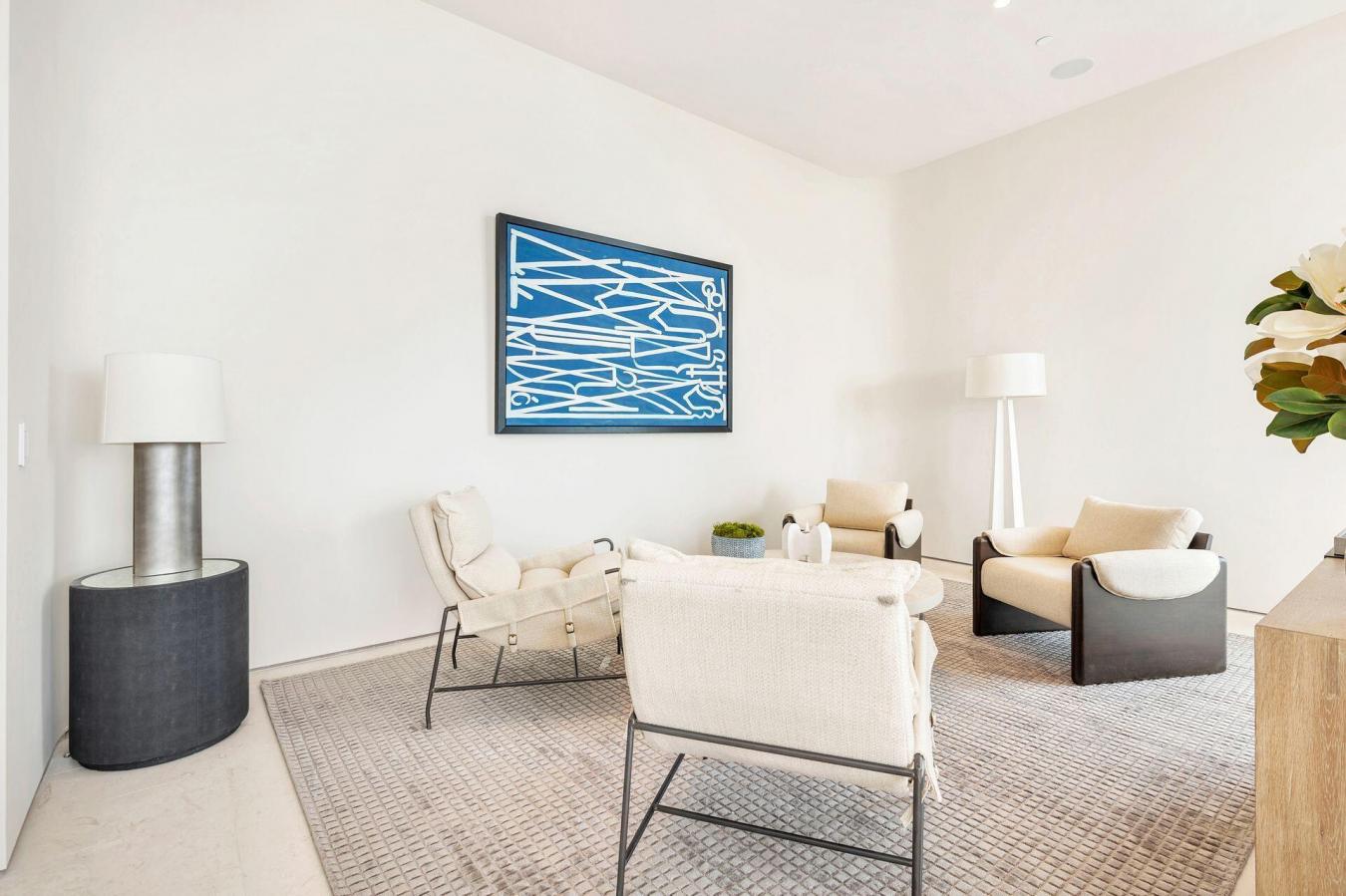 West Palm Beach, Florida, 33401, United States, 3 Bedrooms Bedrooms, ,3 BathroomsBathrooms,Residential,For Sale,1999250