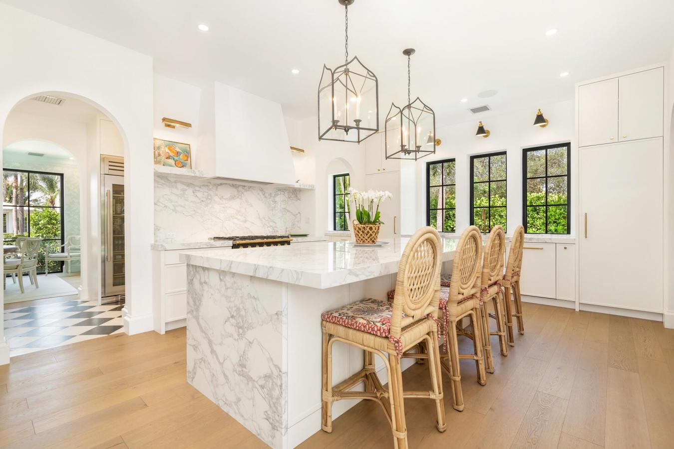 West Palm Beach, Florida, 33405, United States, 5 Bedrooms Bedrooms, ,5 BathroomsBathrooms,Residential,For Sale,1999249