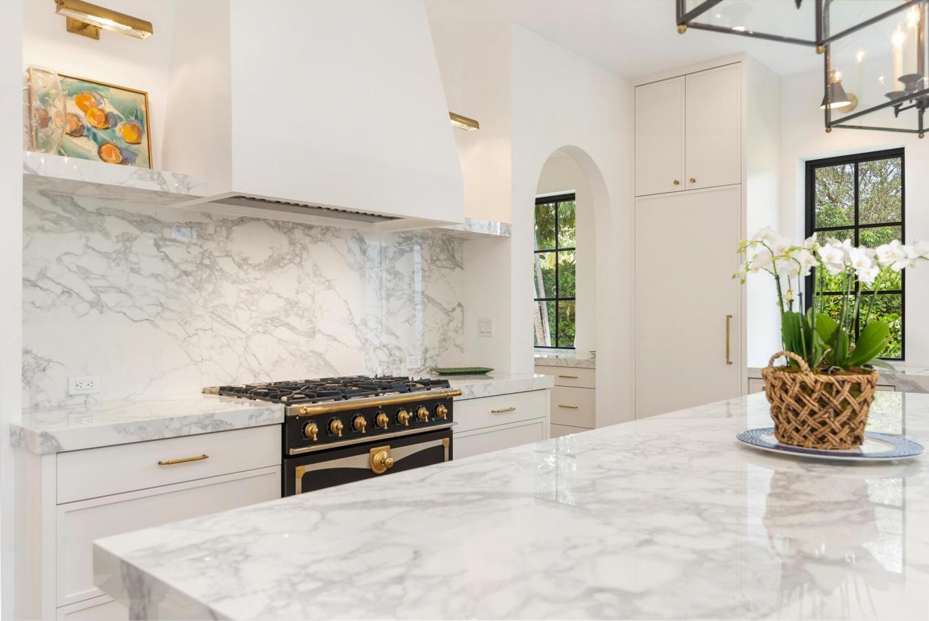 West Palm Beach, Florida, 33405, United States, 5 Bedrooms Bedrooms, ,5 BathroomsBathrooms,Residential,For Sale,1999249