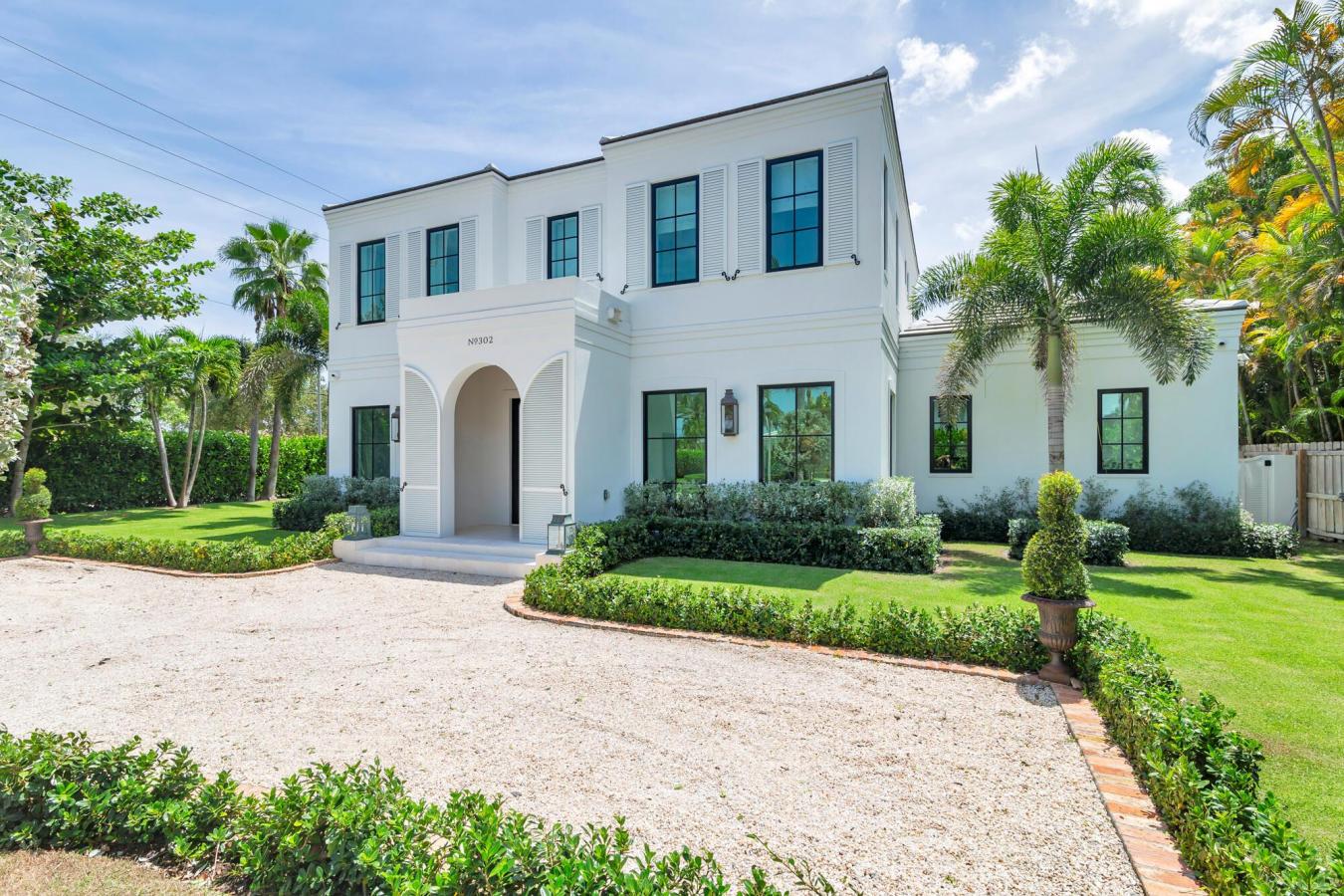 West Palm Beach, Florida, 33405, United States, 5 Bedrooms Bedrooms, ,5 BathroomsBathrooms,Residential,For Sale,1999249