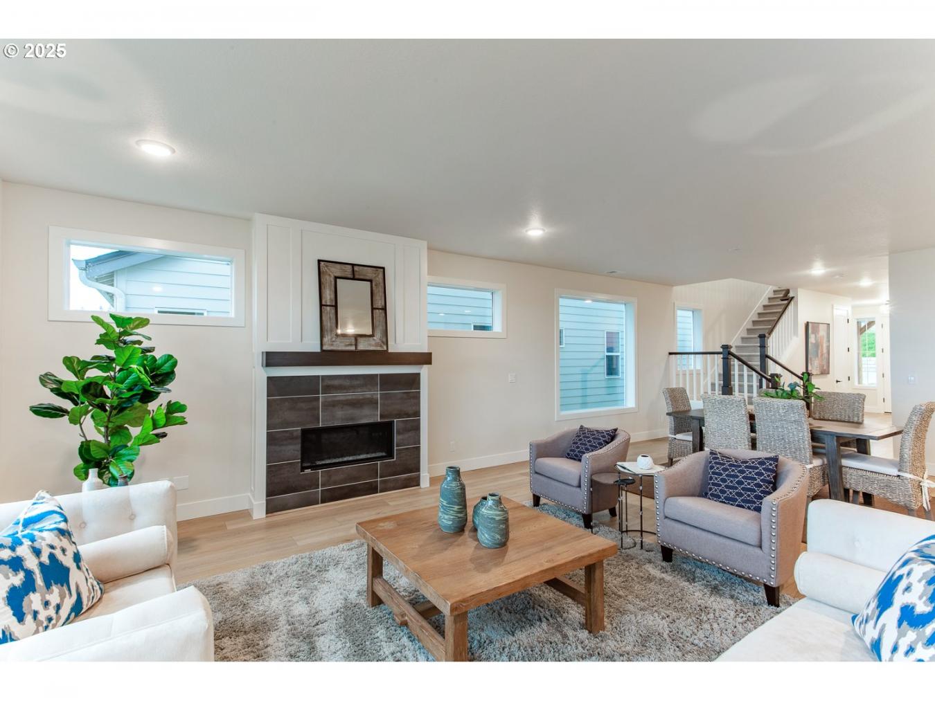 Portland, Washington, 97224, United States, ,Residential,For Sale,1999544