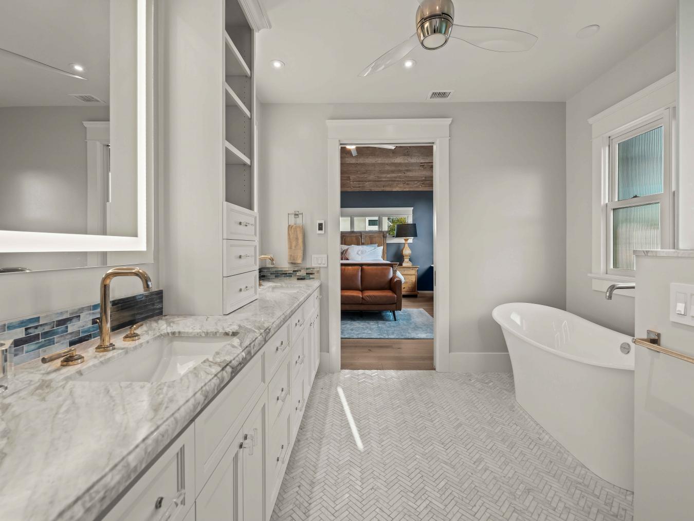 Coronado, San Diego, 92118, United States, 5 Bedrooms Bedrooms, ,3 BathroomsBathrooms,Residential,For Sale,1999543