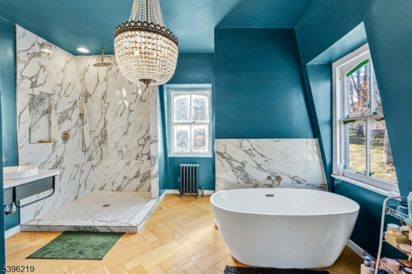 Watchung, Somerset, 07069, United States, 7 Bedrooms Bedrooms, ,5 BathroomsBathrooms,Residential,For Sale,1999537