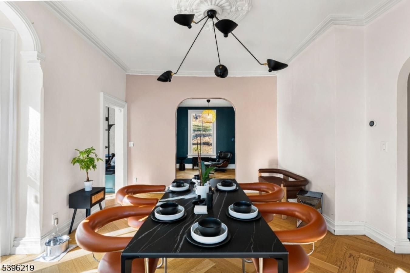 Watchung, Somerset, 07069, United States, 7 Bedrooms Bedrooms, ,5 BathroomsBathrooms,Residential,For Sale,1999537