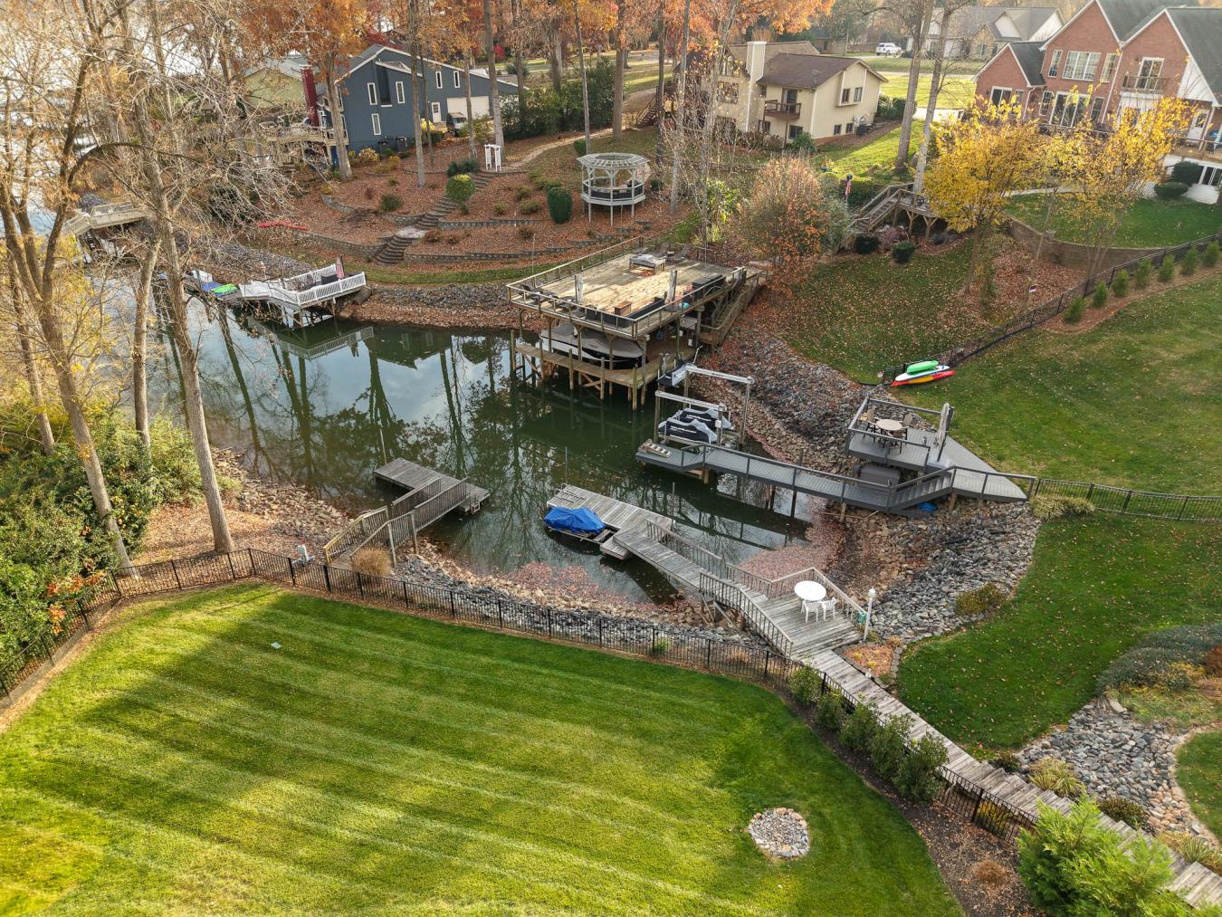 Mooresville, Iredell, 28117, United States, 3 Bedrooms Bedrooms, ,3 BathroomsBathrooms,Residential,For Sale,1999536