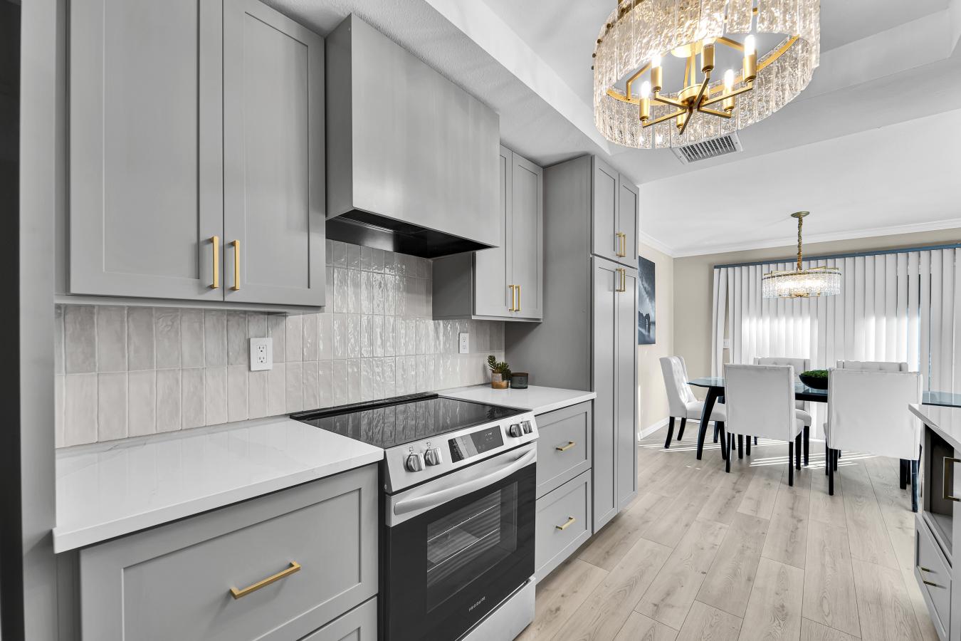 Woodland Hills, Los Angeles, 91367, United States, 2 Bedrooms Bedrooms, ,2 BathroomsBathrooms,Residential,For Sale,2000172