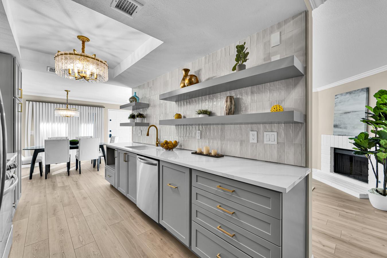 Woodland Hills, Los Angeles, 91367, United States, 2 Bedrooms Bedrooms, ,2 BathroomsBathrooms,Residential,For Sale,2000172