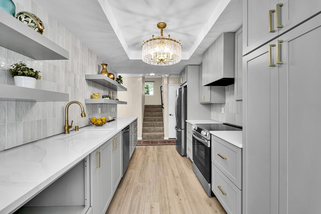 Woodland Hills, Los Angeles, 91367, United States, 2 Bedrooms Bedrooms, ,2 BathroomsBathrooms,Residential,For Sale,2000172