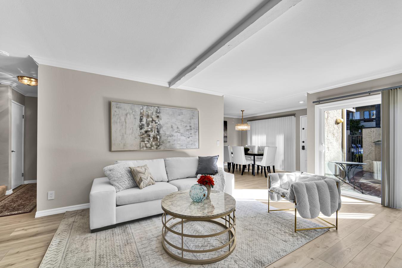 Woodland Hills, Los Angeles, 91367, United States, 2 Bedrooms Bedrooms, ,2 BathroomsBathrooms,Residential,For Sale,2000172