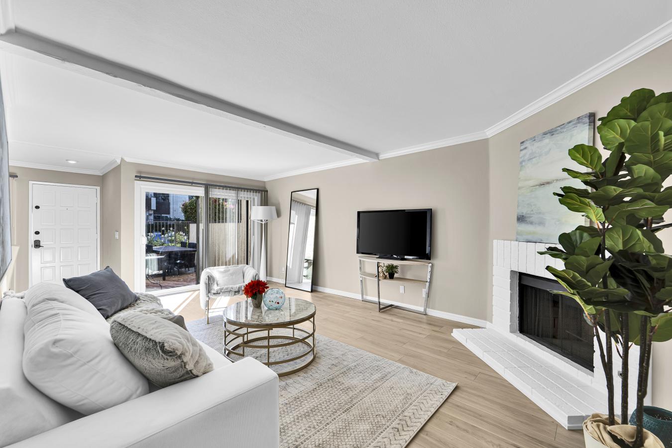 Woodland Hills, Los Angeles, 91367, United States, 2 Bedrooms Bedrooms, ,2 BathroomsBathrooms,Residential,For Sale,2000172